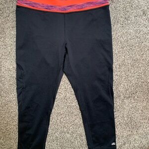 Lukka leggings (capri)